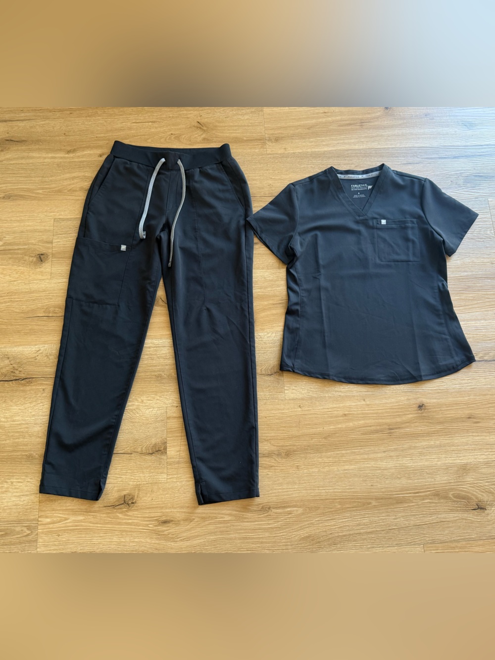 Fabletics Women's Black Scrub Pants & Scrub Top Set- Small